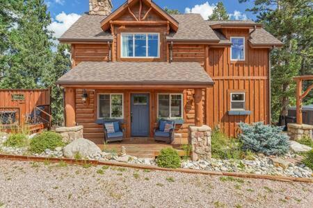 Cabin~Views~Heart Of Town~W&D~Fireplace~Kitchen Woodland Park Eksteriør billede