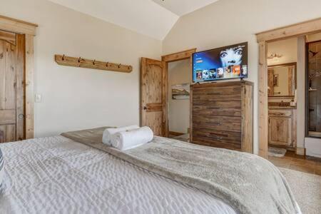 Cabin~Views~Heart Of Town~W&D~Fireplace~Kitchen Woodland Park Eksteriør billede